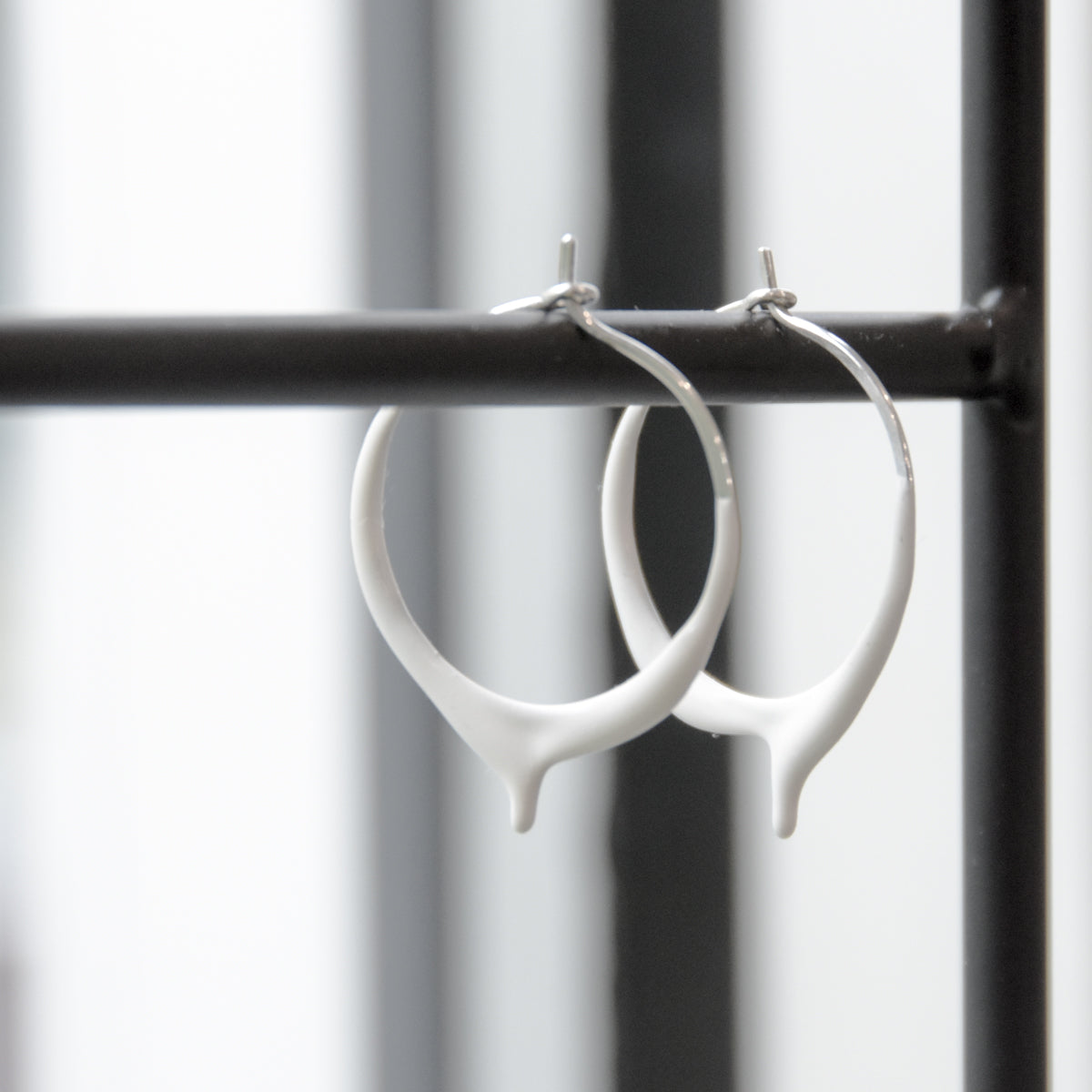 Dripsy - Sterling Silver - White
