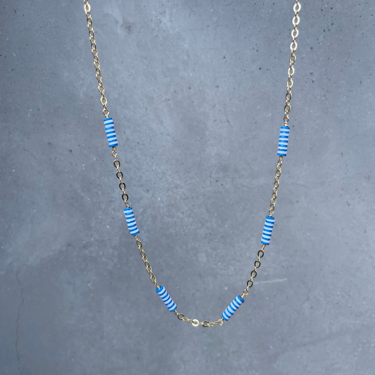 Jungle Jewel Necklace - Blue Lights